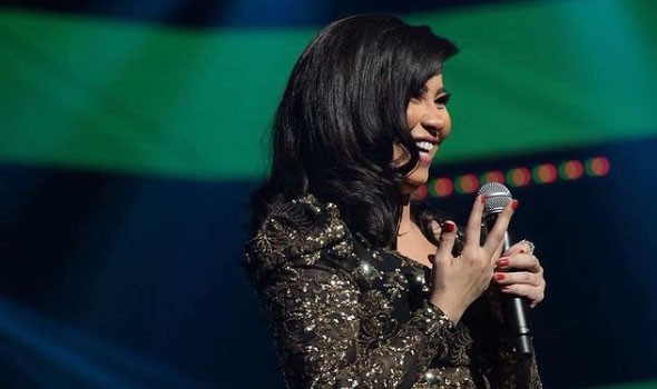 محامي شيرين عبد الوهاب يعلّق على عودة نشر أغنياتها ويهدّد