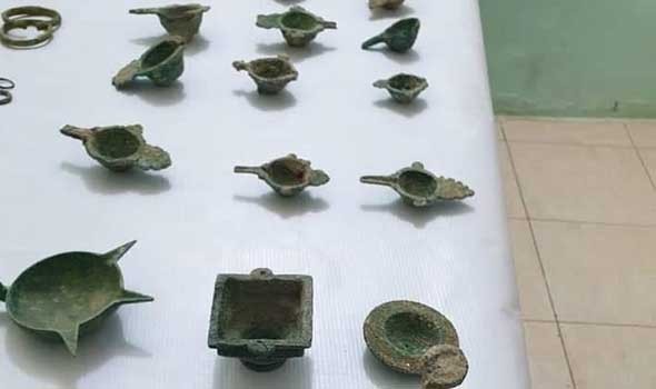  لبنان اليوم - لبنان يُسَلِّم العراق 337 قطعة أثرية مهربة من متحف "نابو" اللبناني