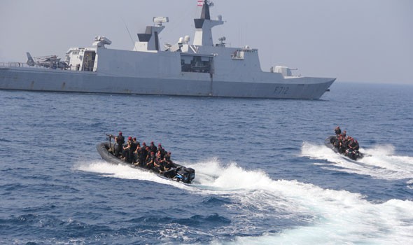  لبنان اليوم - سفن حربية في المياه الإقليمية اللبنانية والجيش يوضح