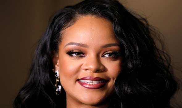 ريهانا تعود بصوت “سنفورة” في مغامرة إنقاذ “بابا سنفور” ضمن فيلم “السنافر” الجديد