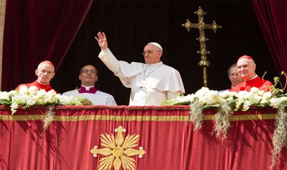  لبنان اليوم - البابا فرنسيس يدعو لحرية الدخول إلى الأماكن المقدسة في القدس بالتزامن مع  اقتحام القوات الإسرائيلية لساحات الأقصى