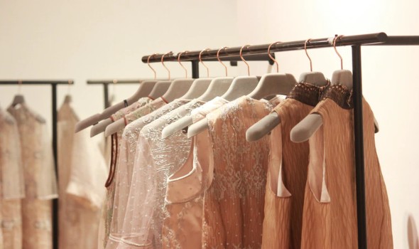  لبنان اليوم - أفكار لفساتين الضيوف لحضور حفلات زفاف هذا الربيع