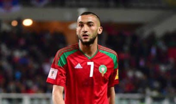 المغربي حكيم زياش يقترب من التعاقد مع الدحيل القطري خلال فترة الانتقالات الشتوية الحالية