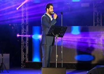  لبنان اليوم - محمود التركي مسك ختام حفلات مهرجان "أم الإمارات" في أبوظبي