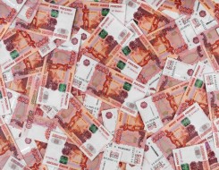 لبنان اليوم - الروبل الروسي يكسر الطوق ويتفوق على الدولار