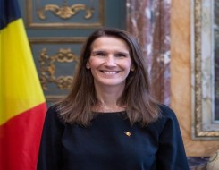  لبنان اليوم - وزيرة خارجية بلجيكا تستقيل من منصبها لرعاية زوجها المريض