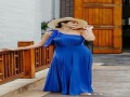 لبنان اليوم - ياسمين صبري تخطف الأنظار بفستان أزرق من الموريشوس