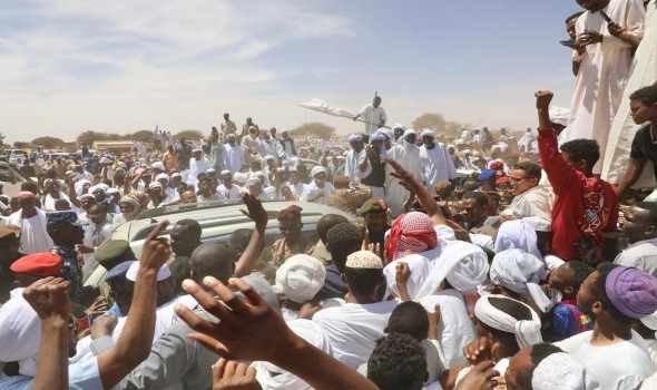  لبنان اليوم - الجيش السوداني يشنّ قصفاً مدفعياً وجوياً في العاصمة الخرطوم خلال أكبر عملية له لاستعادة أراضيه