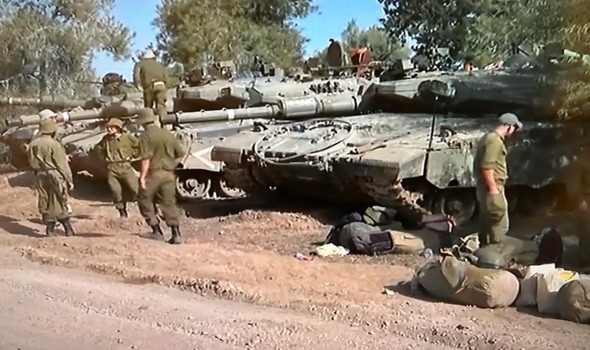 جيش الاحتلال الإسرائيلي يُعلن مقتل عنصرين بارزين في الوحدة الجوية لحزب الله