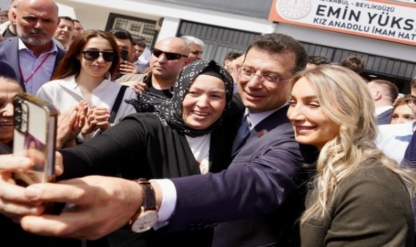 أكرم إمام أوغلو يحتفظ بإسطنبول وينافس أردوغان على الانتخابات الرئاسية المقبلة