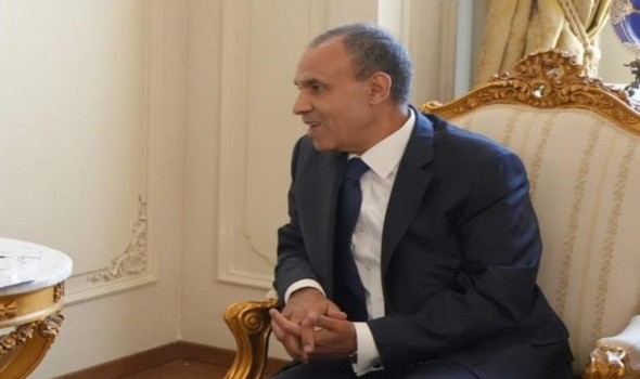 وزير الخارجية المصري يبحث مع مبعوث ترامب جهود إعادة إعمار غزة