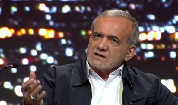 الرئيس الإيراني يتهم ترامب ونتنياهو بإثارة الفتنة والاقتتال في إيران