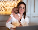  لبنان اليوم - الملكة رانيا تشارك لحظات دافئة مع حفيدتها في أول اجتماع عبر "زووم"2022838/445