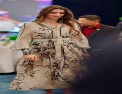  لبنان اليوم - نقشات الأزهار تزين إطلالات الأميرة رجوة بلمسة رومانسية تعكس أناقتها الملكية