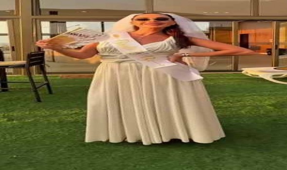 داليدا خليل تودّع العزوبية بإطلالة بيضاء ساحرة وتخطف الأنظار بأناقة لا تُنسى