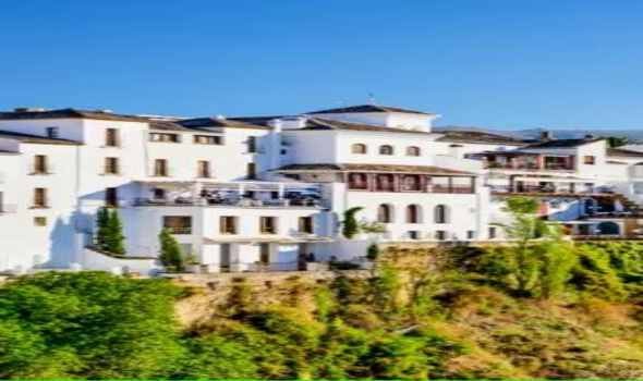  لبنان اليوم - أفضل 5 وجهات سياحية في إسبانيا لاستكشاف سحر الخريف 2025