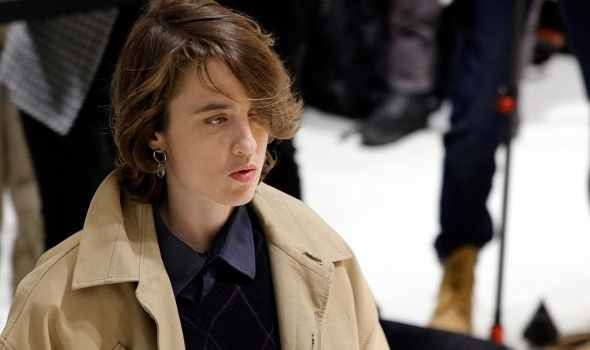  لبنان اليوم - الممثلة الفرنسية أديل إينيل تُبحر ضمن "أسطول الصمود العالمي" نحو غزة