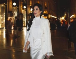  لبنان اليوم - اللون الأبيض يتربّع على عرش إطلالات النجمات في بدايات خريف 2025