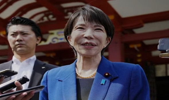 ساناي تاكايشي الملقبة بالسيدة الحديدية تواصل صعودها في الحياة السياسية اليابانية