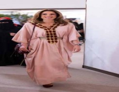  لبنان اليوم - العبايات بحضور لافت في أناقة الملكة رانيا